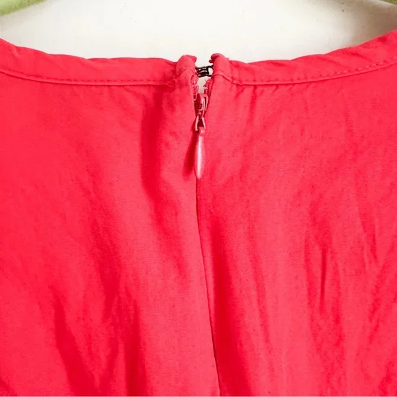 ⭐️3/$30⭐️ (bundle deal) WHO WHAT WEAR Bright Red Puff Sleeve Dress - Picture 7 of 7